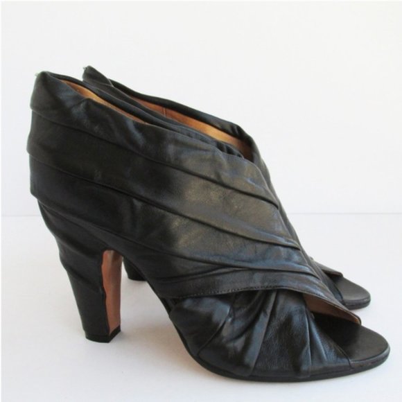 Maison Martin Margiela Shoes - Maison Martin Margiela Ruched Soft Leather Booties 39 8.5